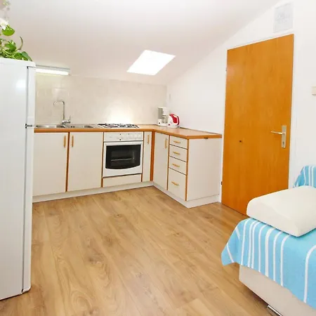 Guest house Silvija Cubranic Baska (Krk)