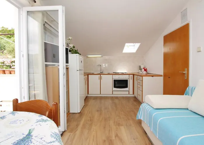 Silvija Cubranic 3* Baška