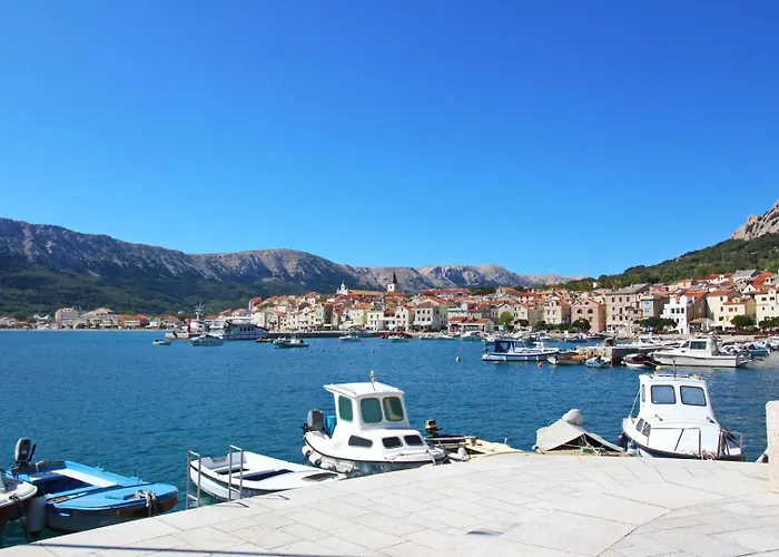 Silvija Cubranic 3* Baška